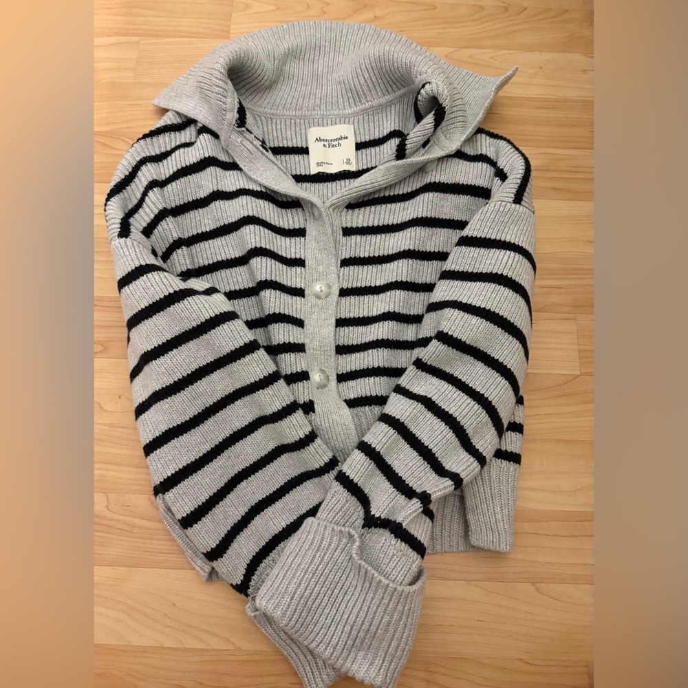 Abercrombie & Fitch Gray and Black Striped Hooded Button Cardigan Sweater